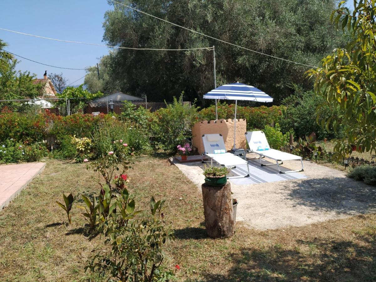 Family Holiday Apartment With Garden & Bbq Velonádes Екстериор снимка