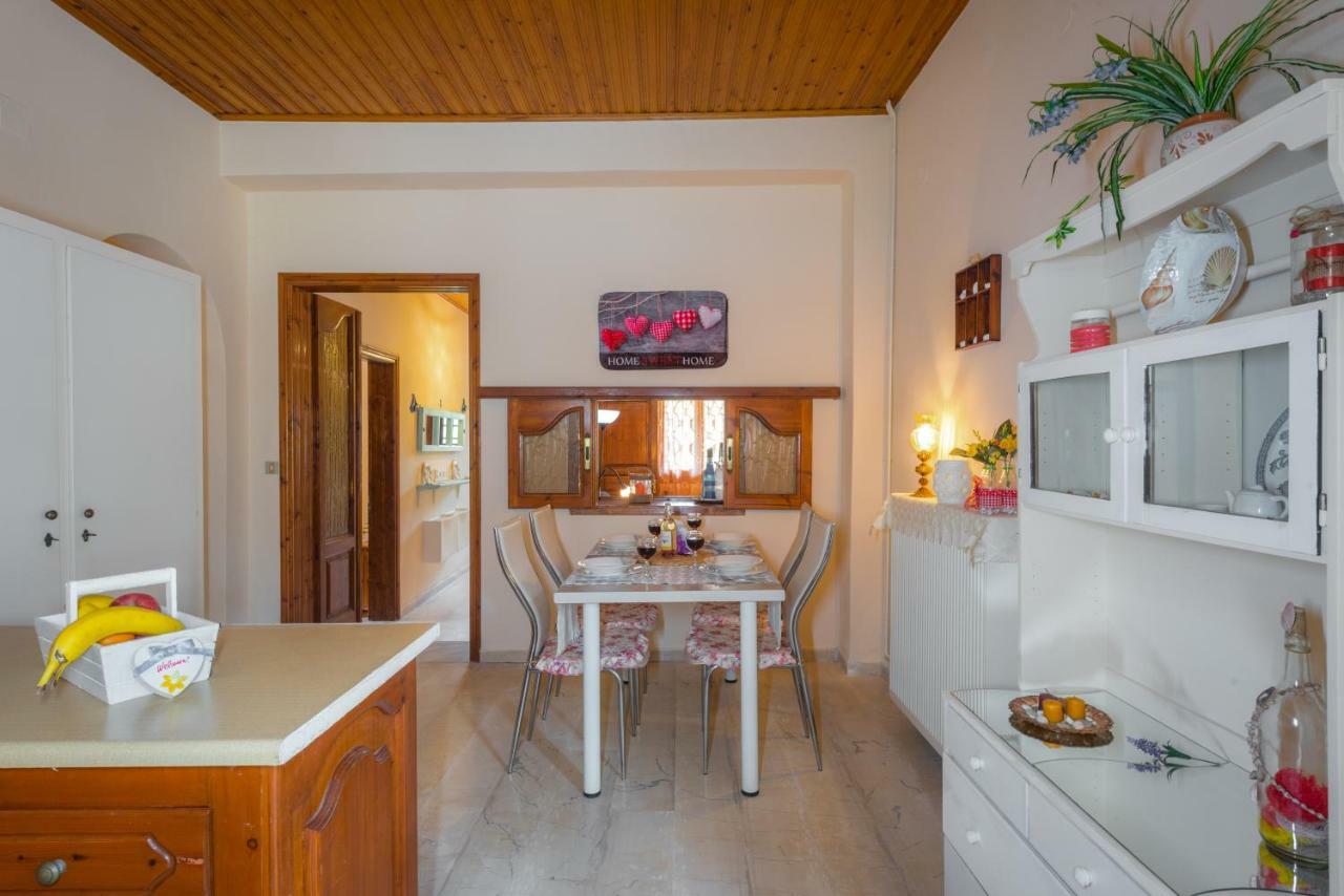 Family Holiday Apartment With Garden & Bbq Velonádes Екстериор снимка